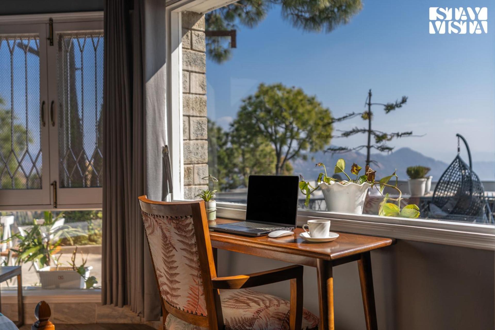 Stayvista At Serene With Outdoor Bonfire Barog Dış mekan fotoğraf